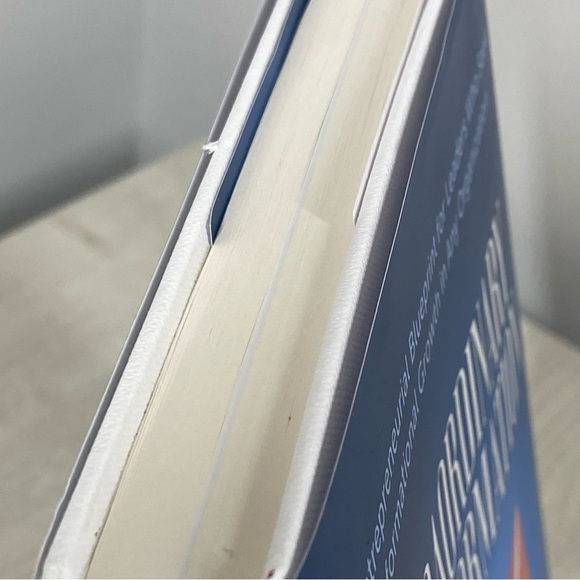 Extraordinary Transformation by Nido Qubein (HB, 2024) High Point University - Picture 2 of 7